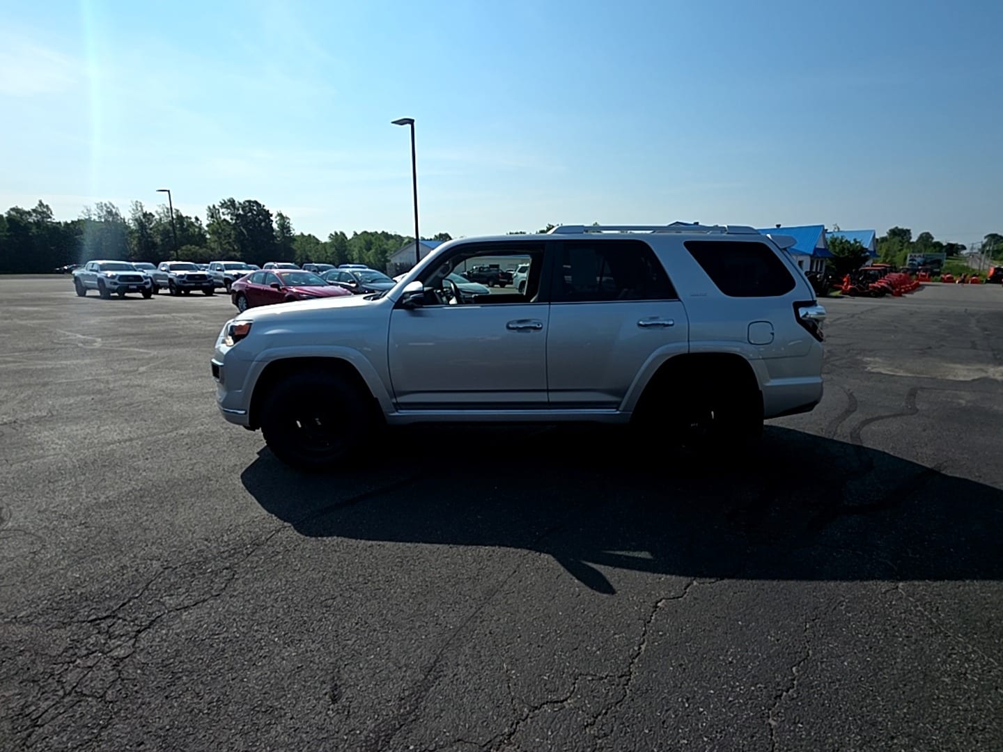 2022 Toyota 4Runner Limited - Photo 4