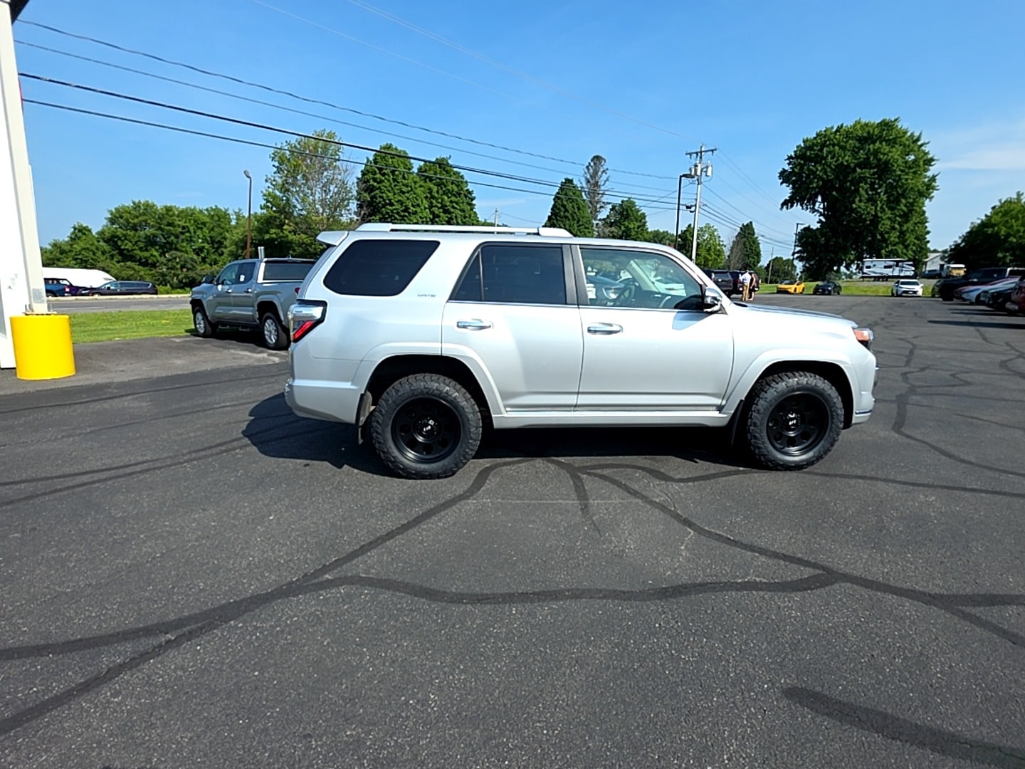 2022 Toyota 4Runner Limited - Photo 7