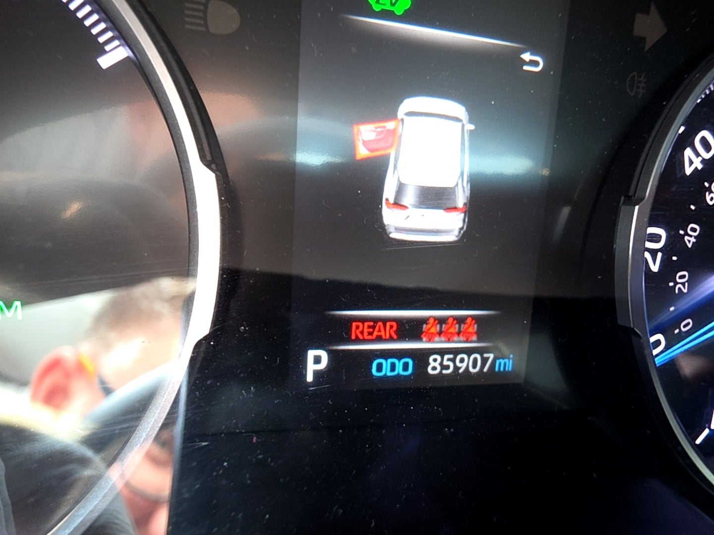 2020 Toyota RAV4 XLE - Photo 14