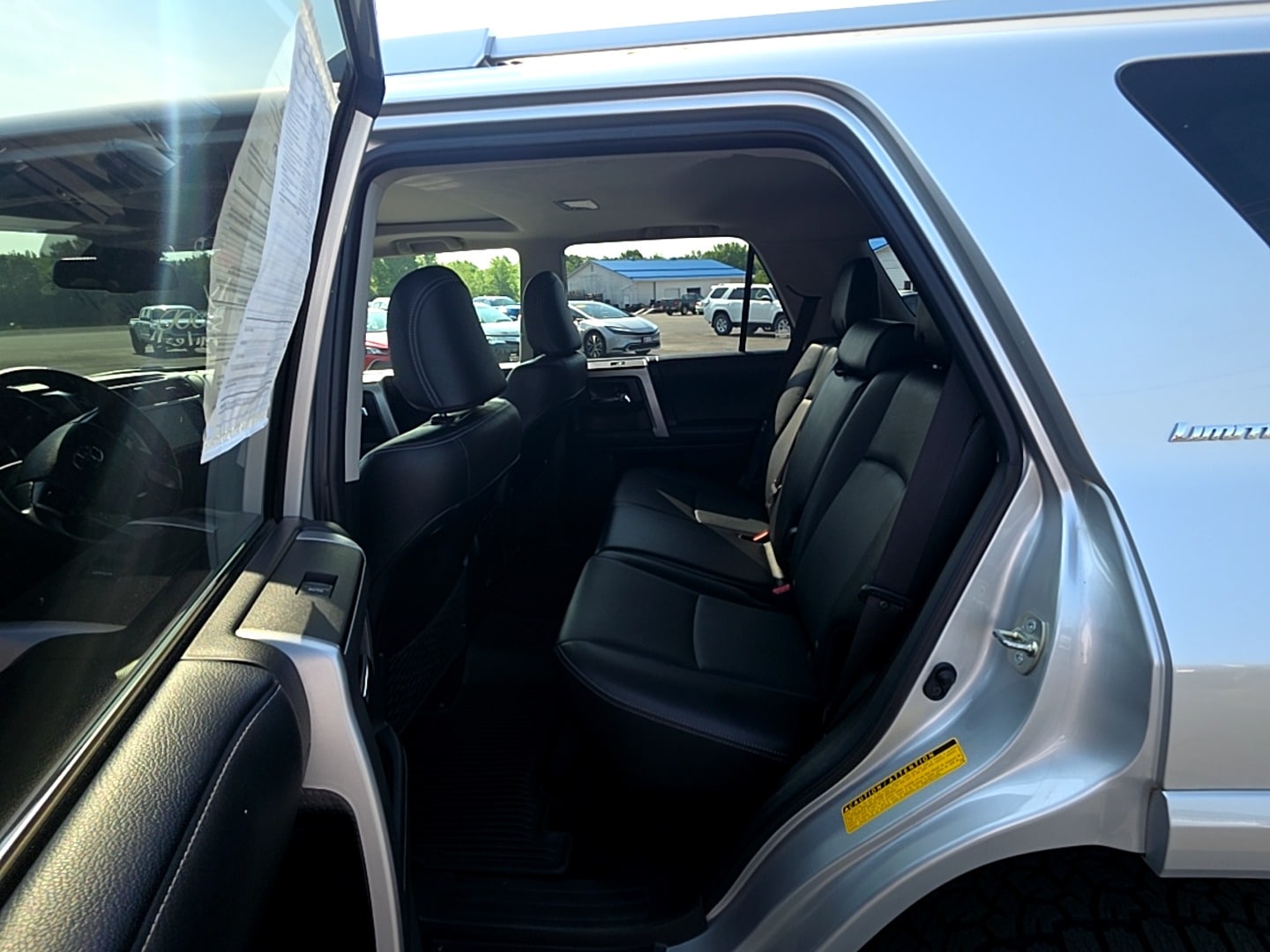 2022 Toyota 4Runner Limited - Photo 11