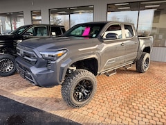 2025 Toyota Tacoma SR5 Truck