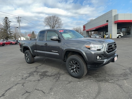 2023 Toyota Tacoma Truck Access Cab