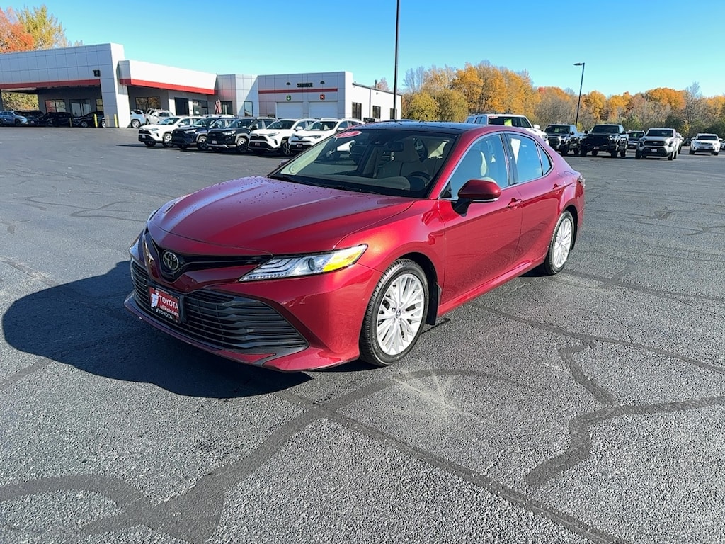 Used 2019 Toyota Camry XLE Sedan