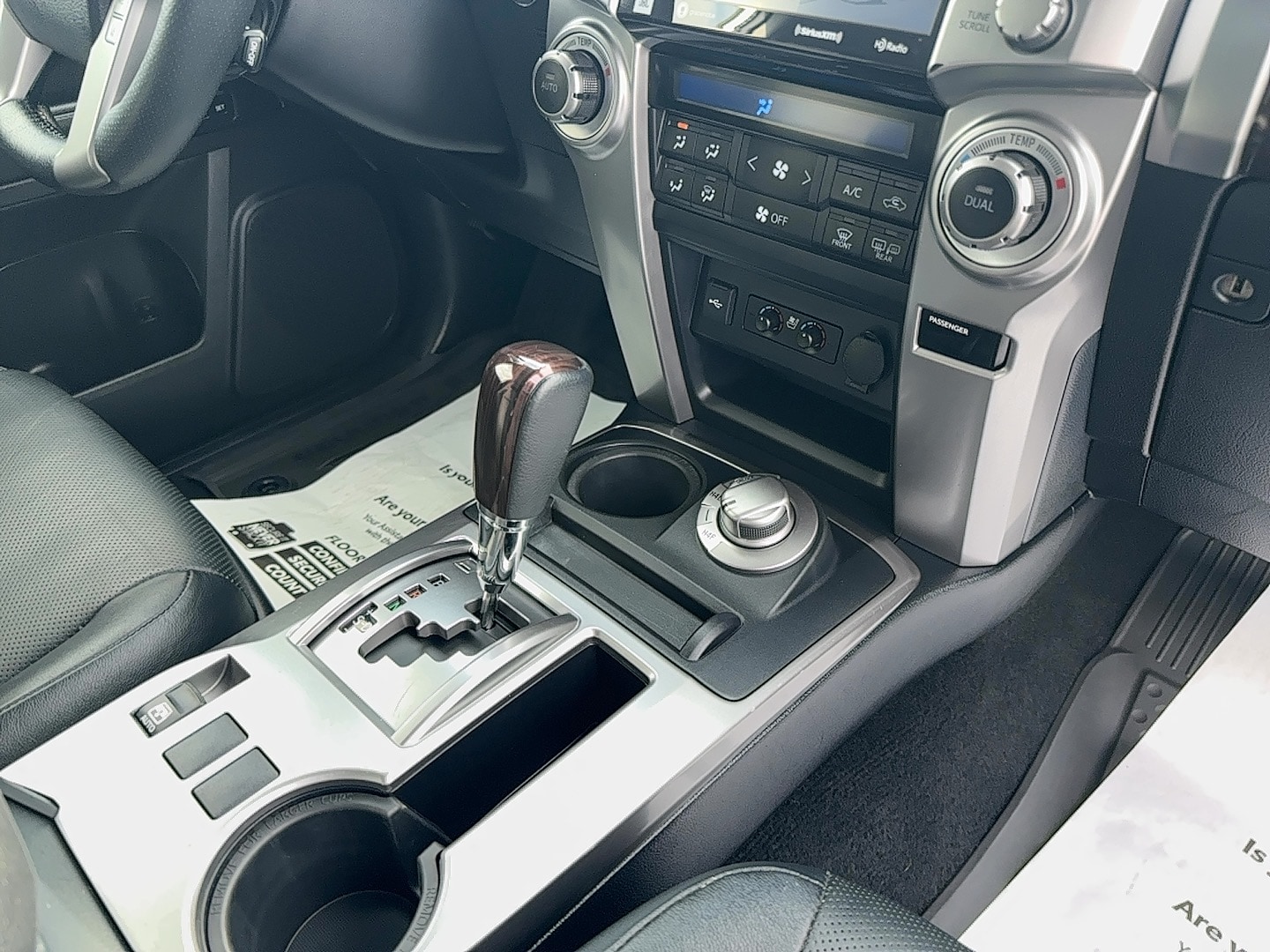 2022 Toyota 4Runner Limited - Photo 18