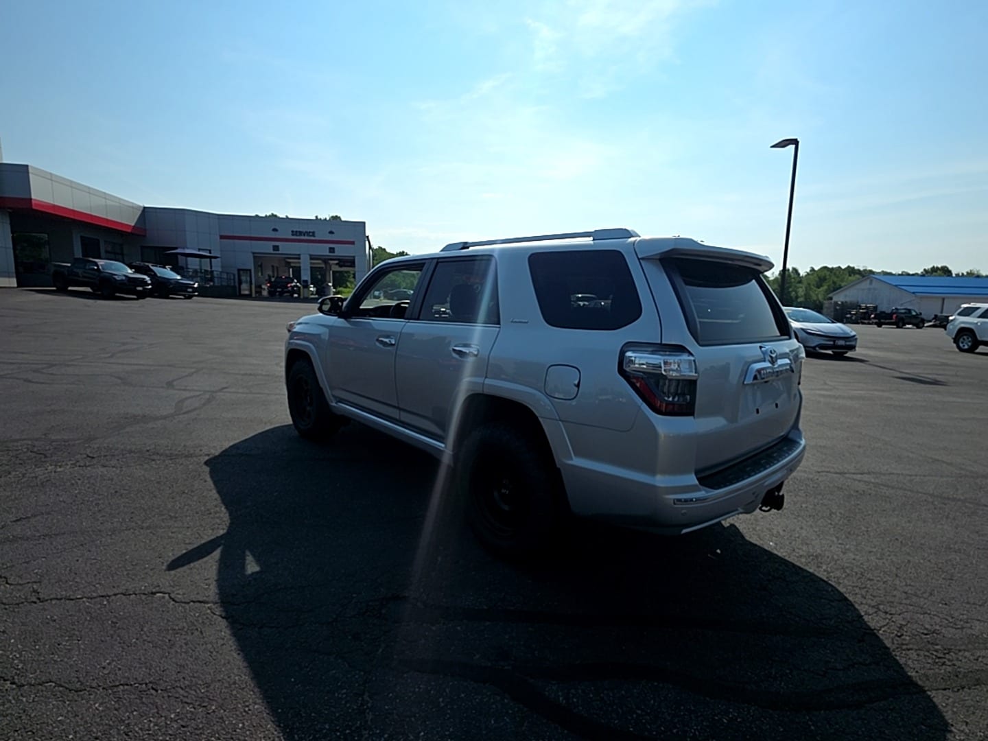 2022 Toyota 4Runner Limited - Photo 6