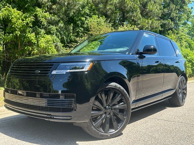 2026 Land Rover Range Rover 4.4 SV Black LWB's photo