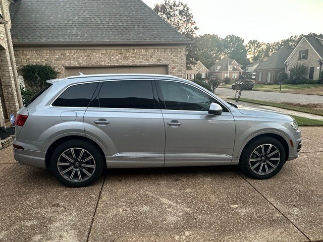 2017 Audi Q7 3.0 TDI Premium Plus photo 2