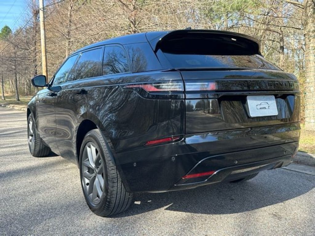 New 2026 Land Rover Range Rover Velar Dynamic SE SUV