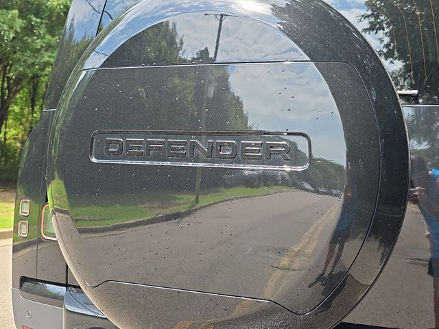 2026 Land Rover Defender S - Photo 15
