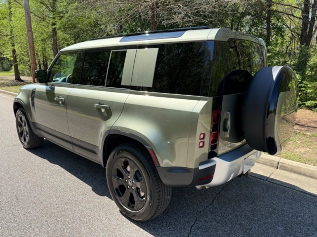 New 2025 Land Rover Defender 110 S SUV