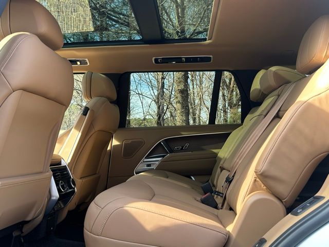 2026 Land Rover Range Rover SE - Photo 20