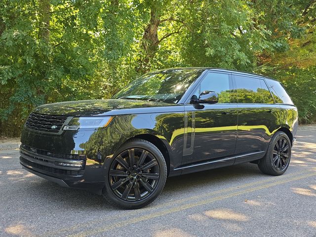 New 2026 Land Rover Range Rover SE LWB 7-Seats / V8