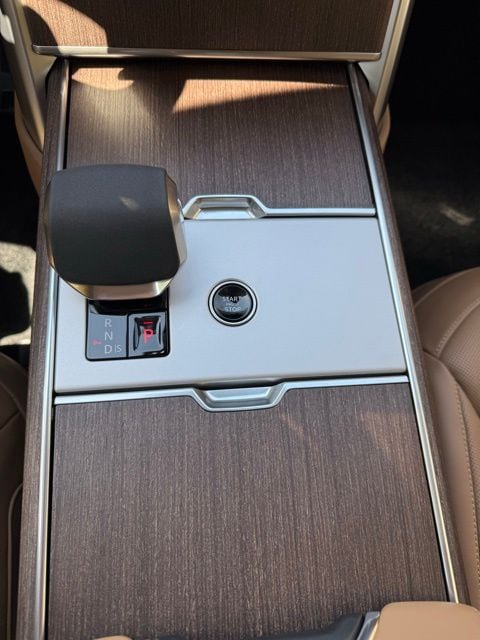 2025 Land Rover Range Rover SE - Photo 26