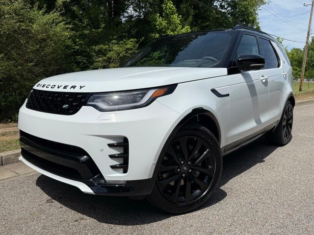 2026 Land Rover Discovery P300 Dynamic SE's photo