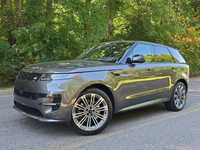 New 2026 Land Rover Range Rover Sport Dynamic SE