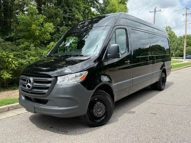 2024 Mercedes-Benz Sprinter 3500 170 WB HO High Roof's photo