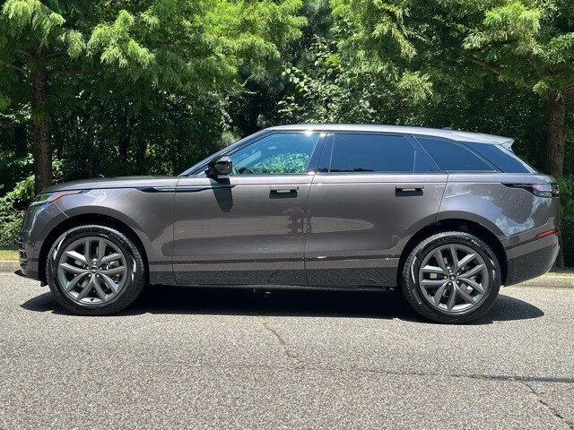2026 Land Rover Range Rover Velar SE photo 2