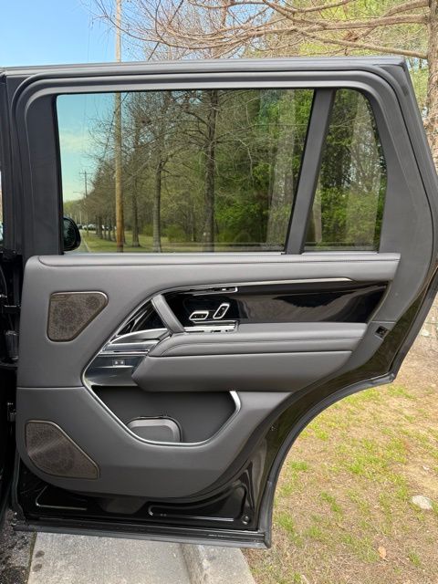 2026 Land Rover Range Rover Autobiography - Photo 12