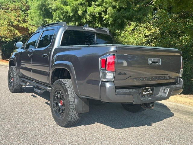 2021 Toyota Tacoma Limited photo 3