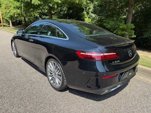 2023 Mercedes Benz E 450 Coupe photo 3