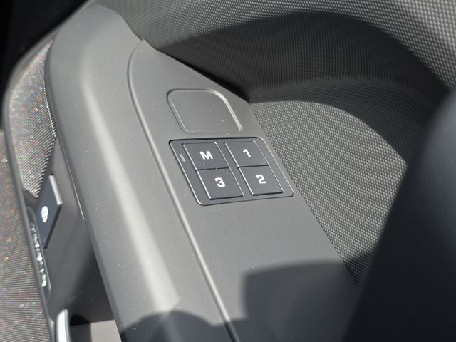 2026 Land Rover Defender S - Photo 39