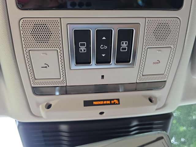 2026 Land Rover Discovery Tempest Edition - Photo 49