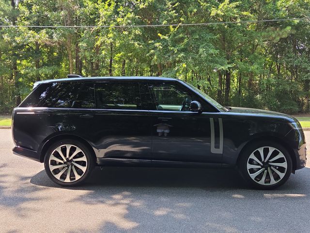 2026 Land Rover Range Rover SE - Photo 6