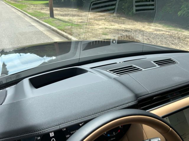 2025 Land Rover Range Rover SE - Photo 15