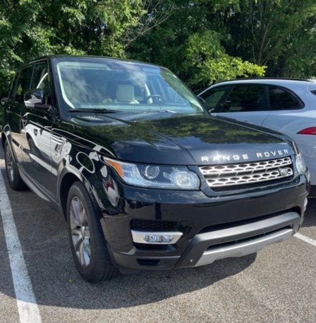 2014 Land Rover Range Rover Sport SE's photo