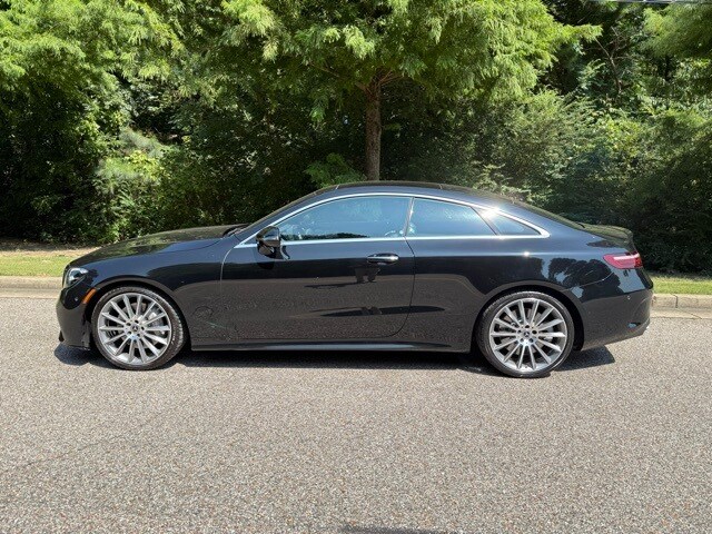 2023 Mercedes Benz E 450 Coupe photo 2