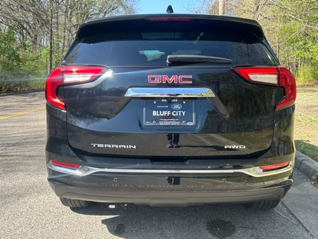 Used 2024 GMC Terrain Denali SUV
