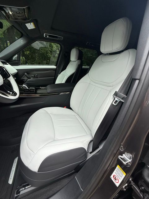 2025 Land Rover Range Rover Sport Dynamic SE - Photo 25