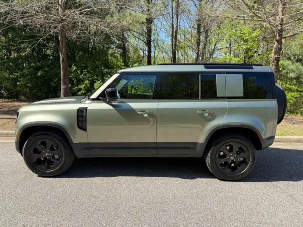 New 2025 Land Rover Defender 110 S SUV