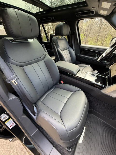 2026 Land Rover Range Rover Autobiography - Photo 10