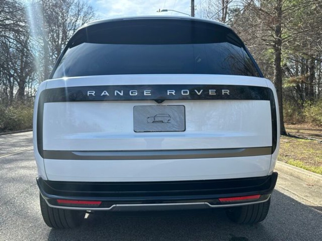 New 2026 Land Rover Range Rover SE 7 Seats SUV