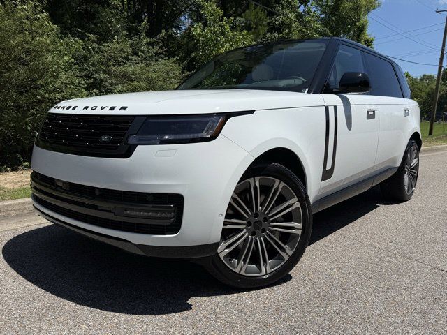 New 2026 Land Rover Range Rover SE LWB 7-Seats / V8