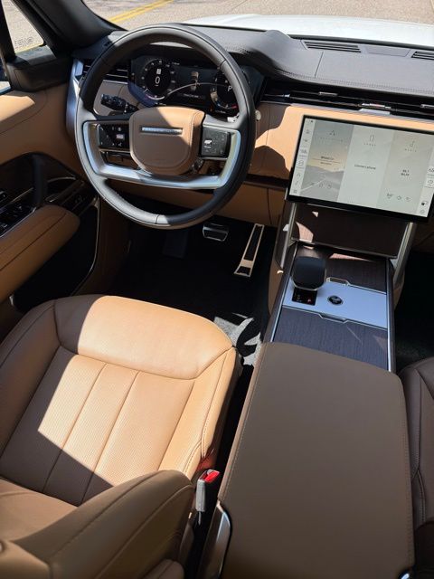 2025 Land Rover Range Rover SE - Photo 17