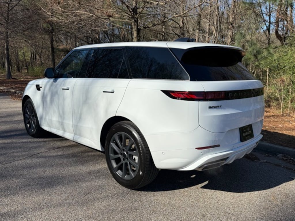 New 2026 Land Rover Range Rover Sport Dynamic SE SUV