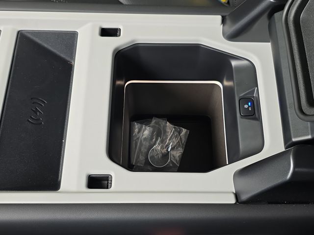 2026 Land Rover Defender S - Photo 56