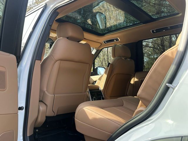 2026 Land Rover Range Rover SE - Photo 21