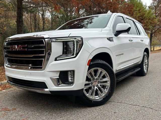 2023 GMC Yukon SLT's photo