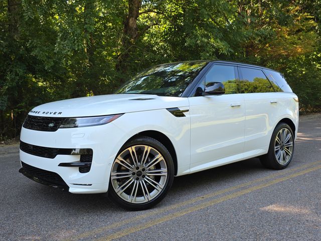 New 2026 Land Rover Range Rover Sport Dynamic SE