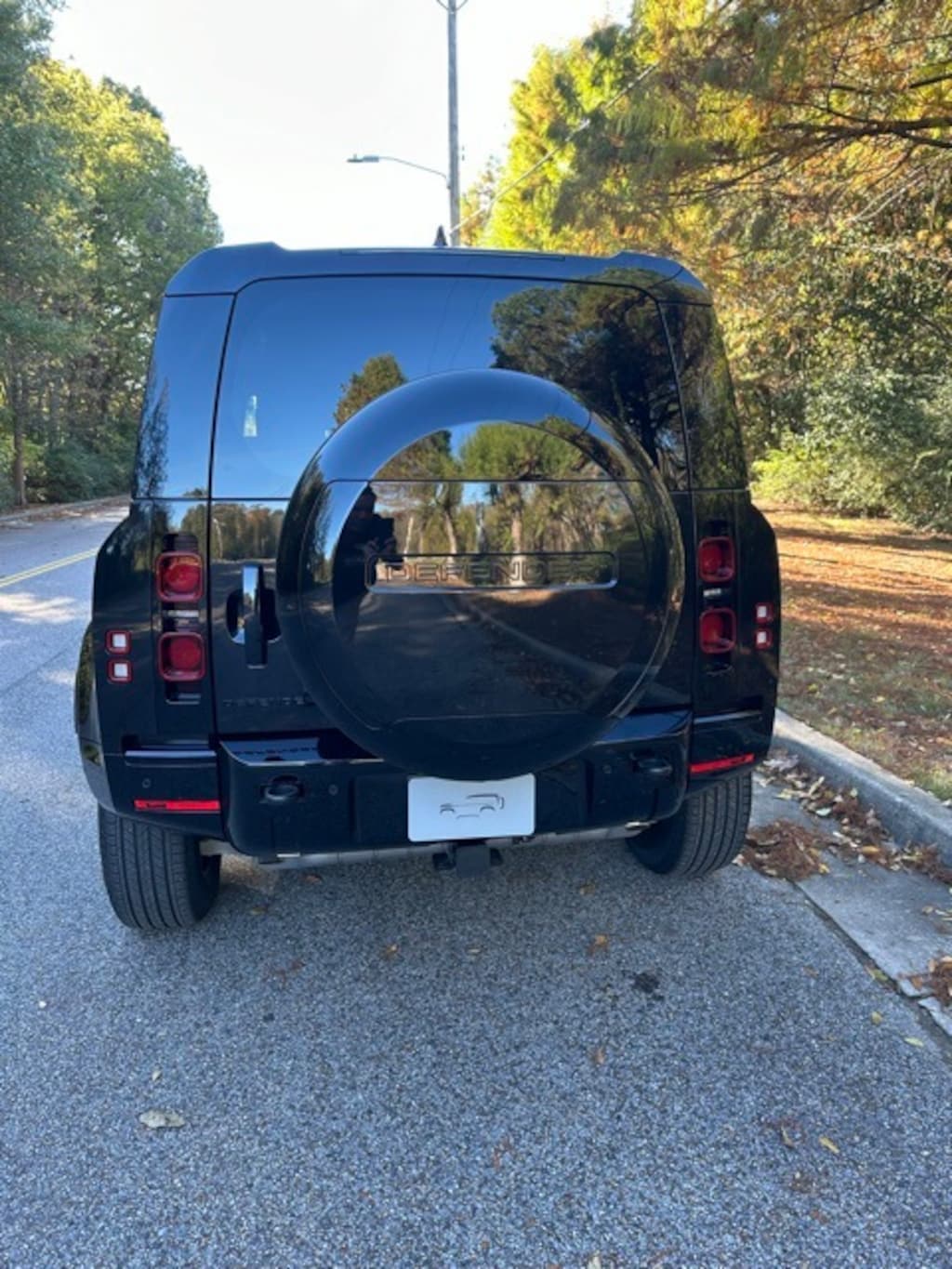 New 2025 Land Rover Defender 90 X-Dynamic SE SUV