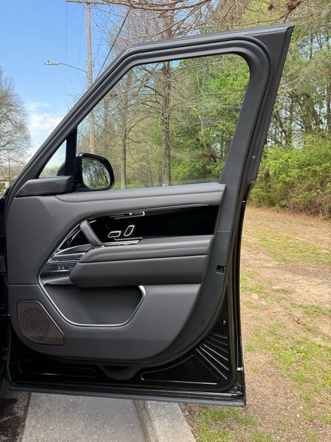 2026 Land Rover Range Rover Autobiography - Photo 11