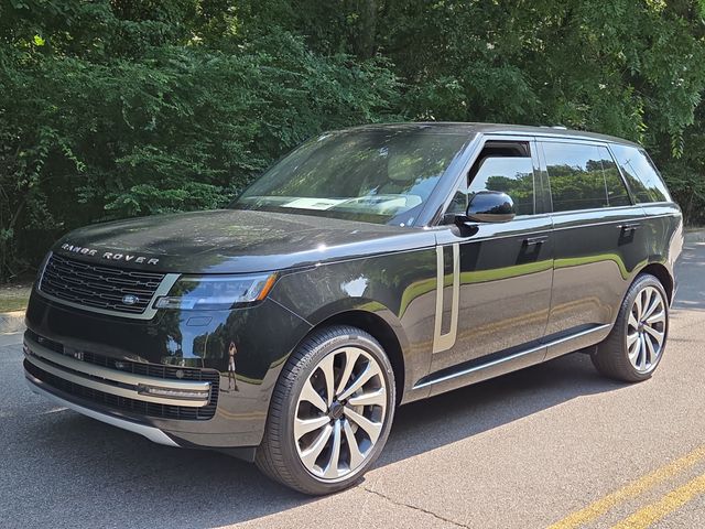 New 2026 Land Rover Range Rover SE LWB 7-Seats / V8