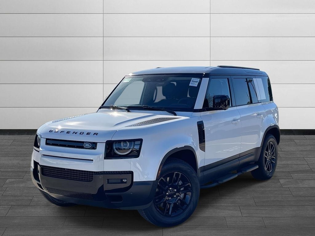 2026 Land Rover Defender S's photo