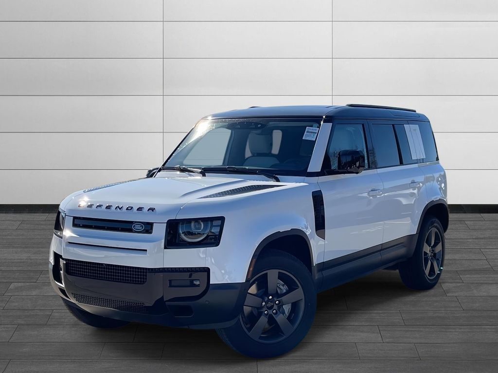 2026 Land Rover Defender S's photo