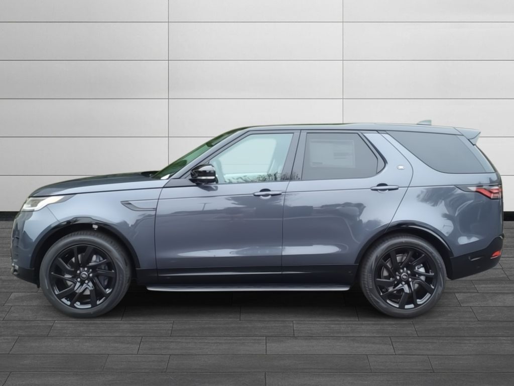 2025 Land Rover Discovery SE photo 2