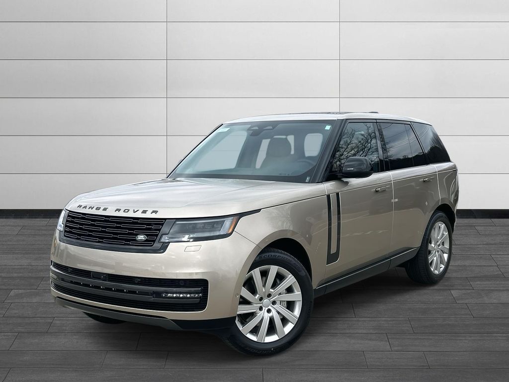2025 Land Rover Range Rover SE's photo
