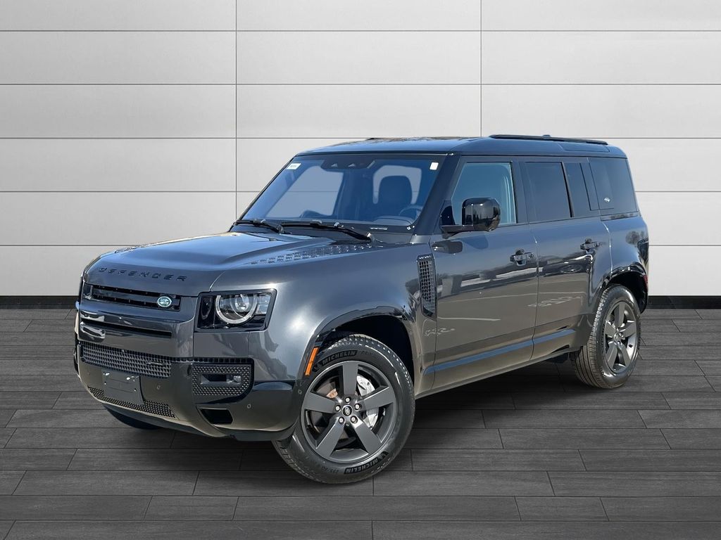 2022 Land Rover Defender X-Dynamic HSE's photo